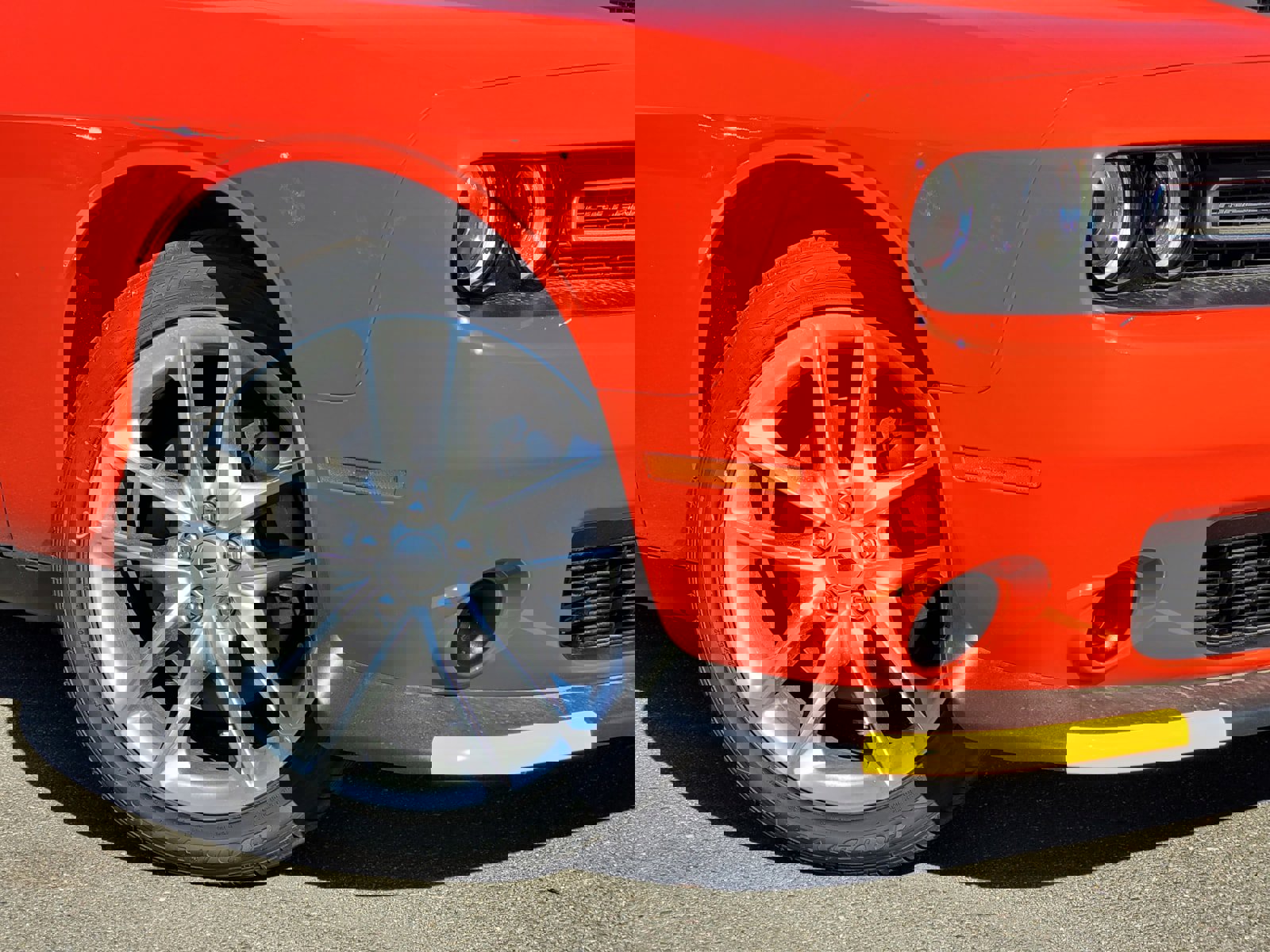 2023 Dodge Challenger GT photo 2