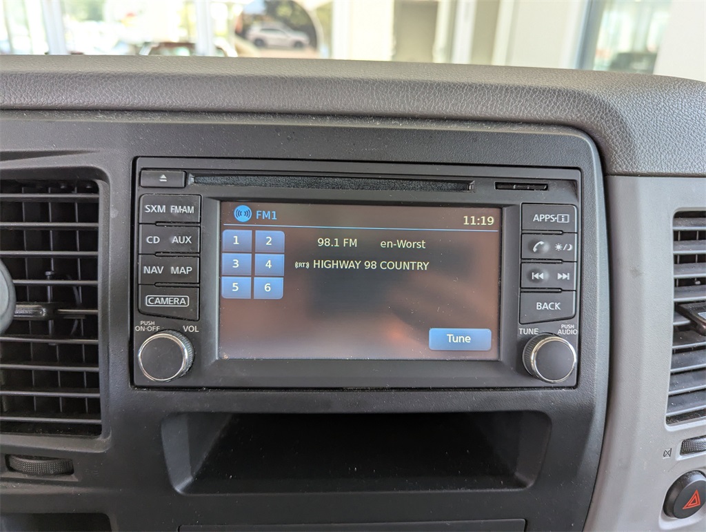 2019 Nissan NV3500 photo 21