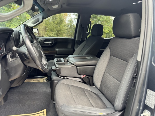 2019 Chevrolet Silverado 1500 RST photo 9