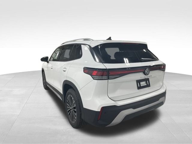 2026 Volkswagen Tiguan S photo 3