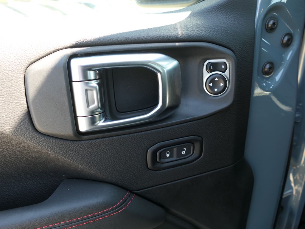 2025 Jeep Gladiator Rubicon photo 11