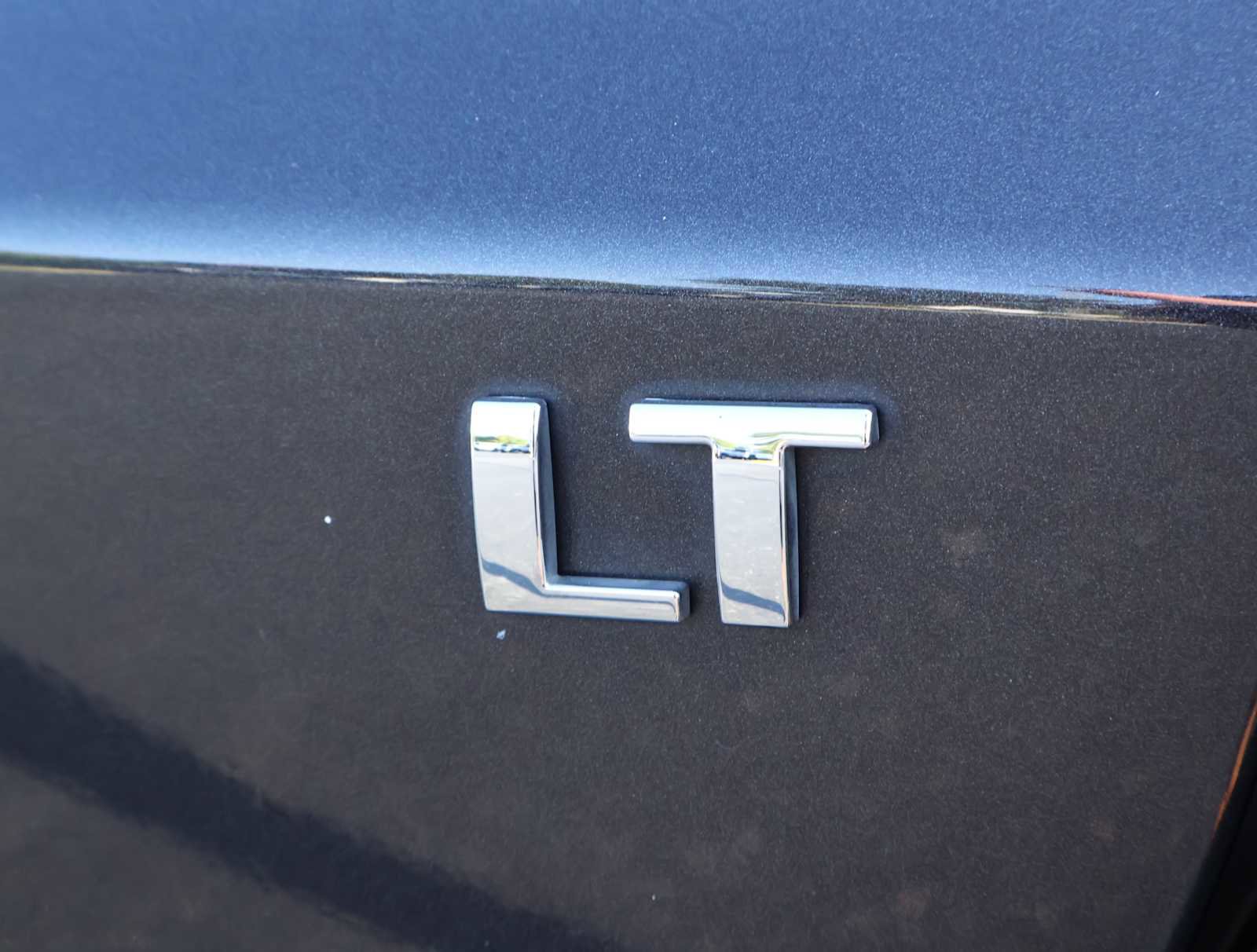 2017 Chevrolet Traverse 1LT photo 5