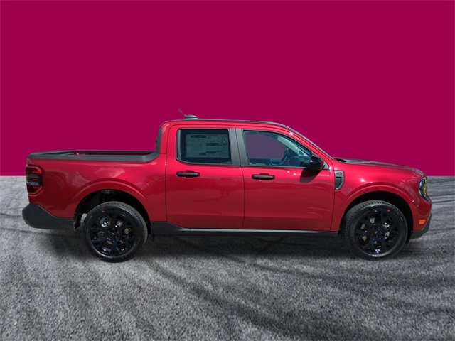 2025 Ford Maverick XLT photo 2
