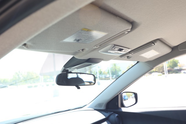 2025 Nissan Kicks Play S photo 12