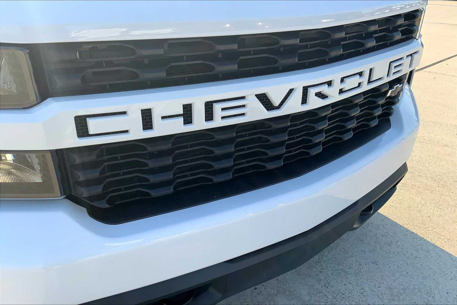 2021 Chevrolet Silverado 1500 Custom photo 28