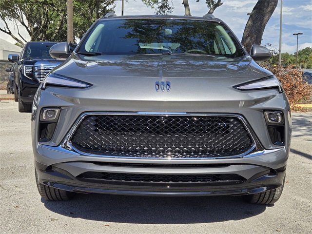 2026 Buick Encore GX Sport Touring photo 2