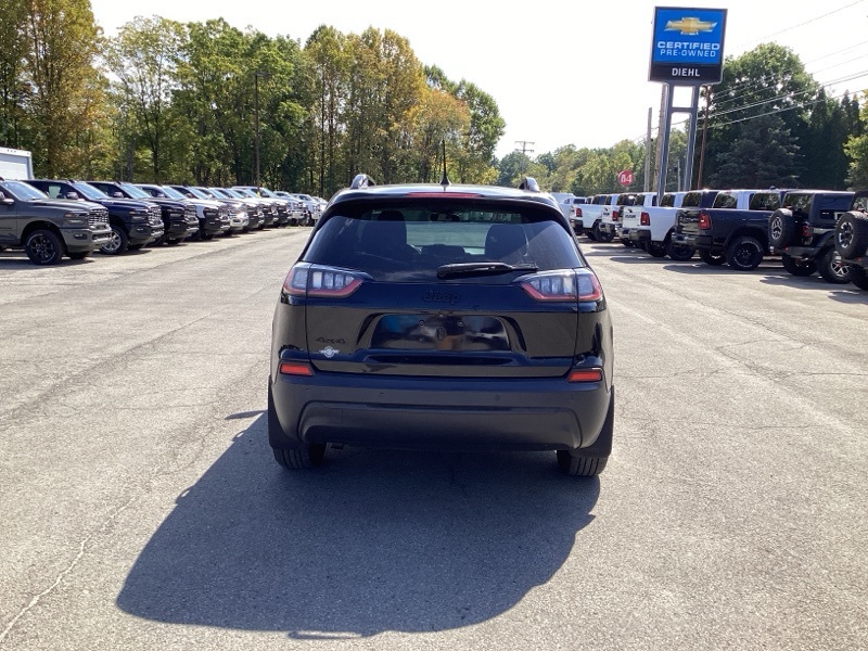 2020 Jeep Cherokee Altitude photo 2