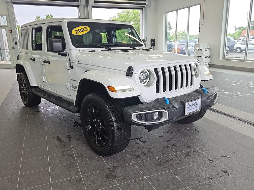 2023 Jeep Wrangler Sahara 4xe photo 2