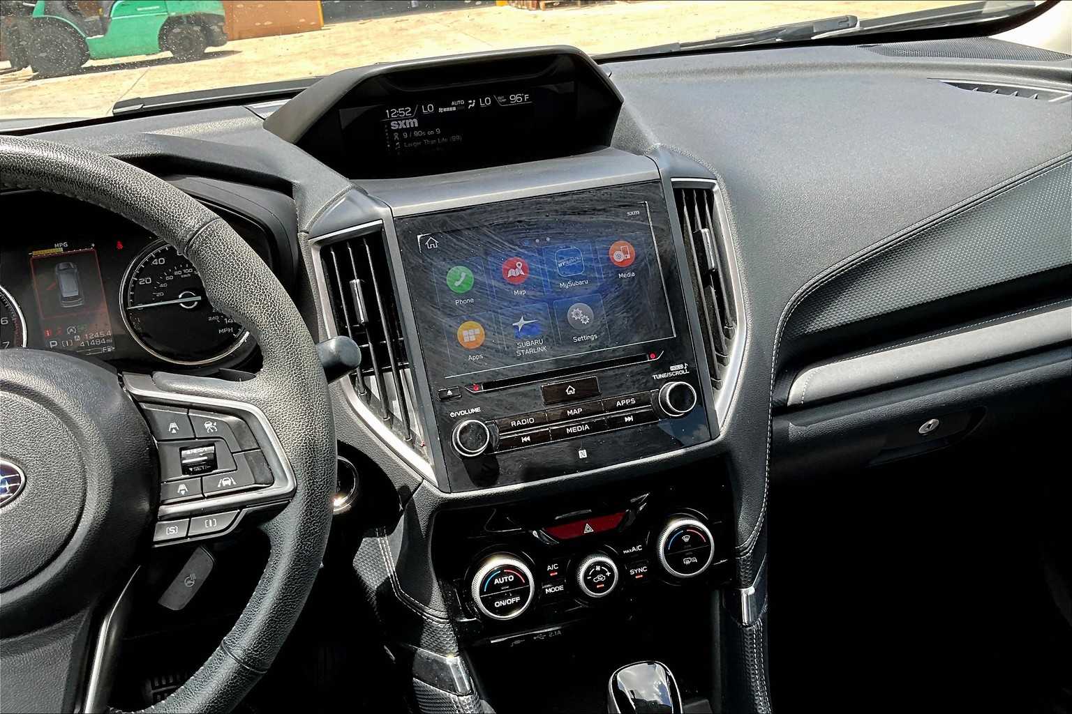 2019 Subaru Forester Touring photo 11