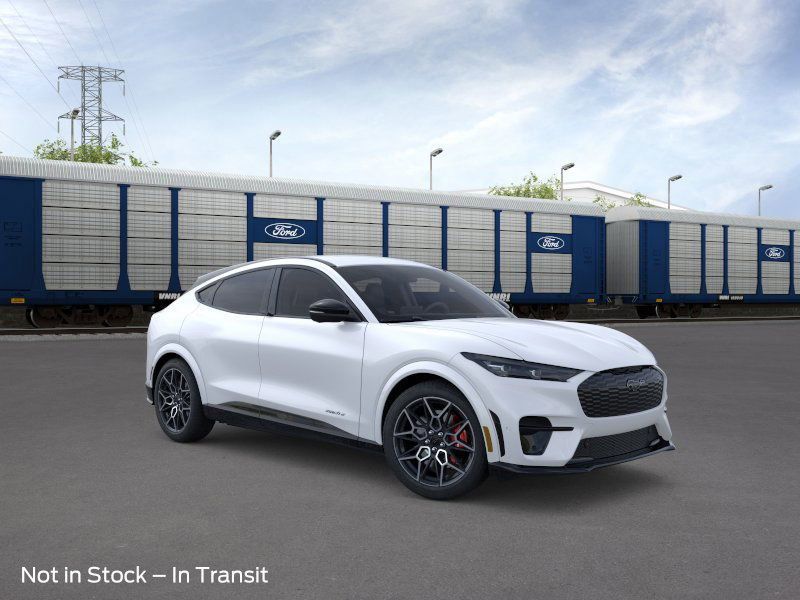 2025 Ford Mustang Mach-E GT photo 3