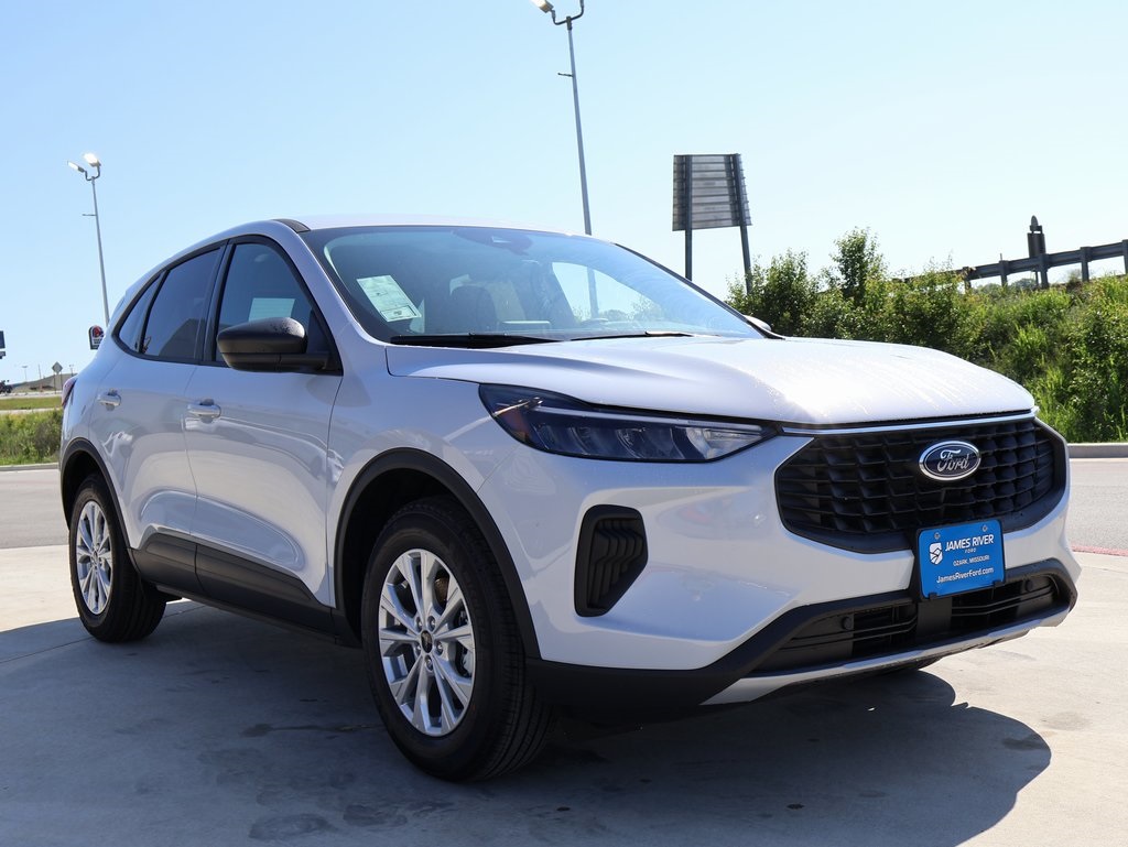 2025 Ford Escape Active photo 4