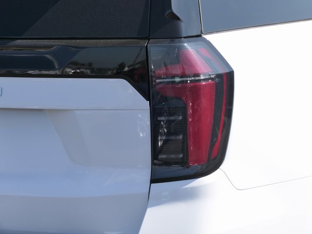 2026 Chevrolet Suburban LS photo 2