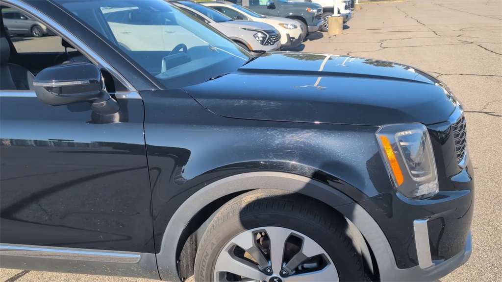 2020 Kia Telluride EX photo 2