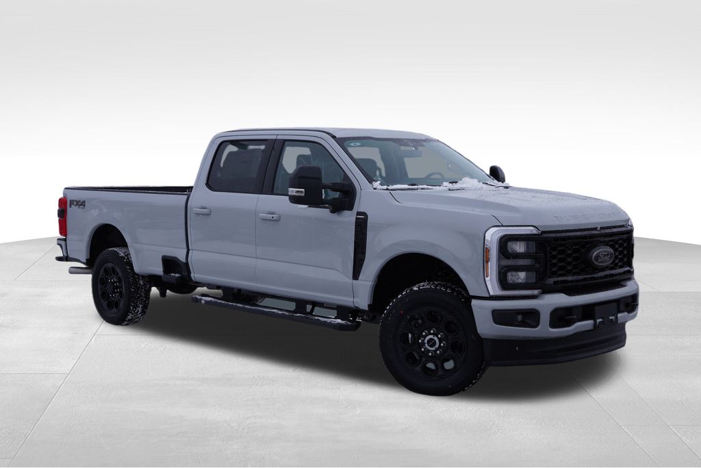 2026 Ford F-350 Super Duty Lariat's photo
