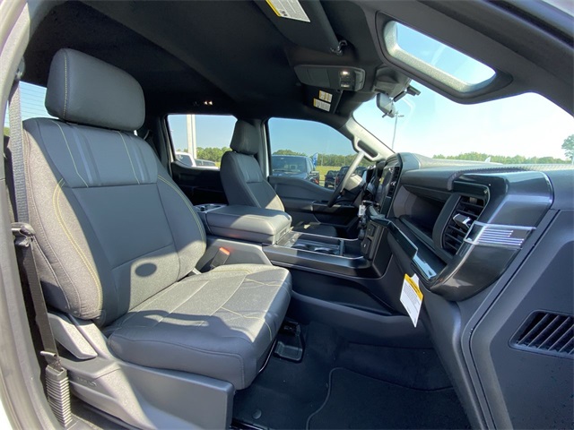 2025 Ford F-150 STX photo 18