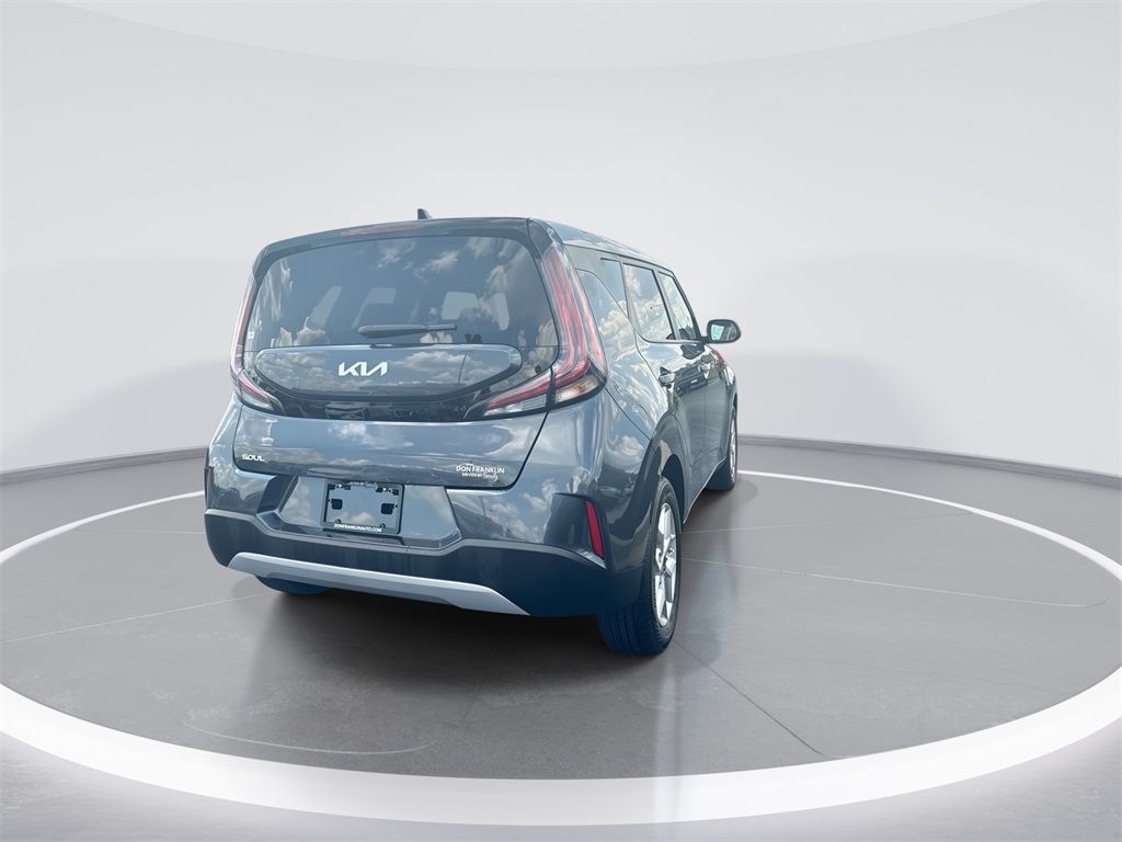 2025 Kia Soul LX photo 8