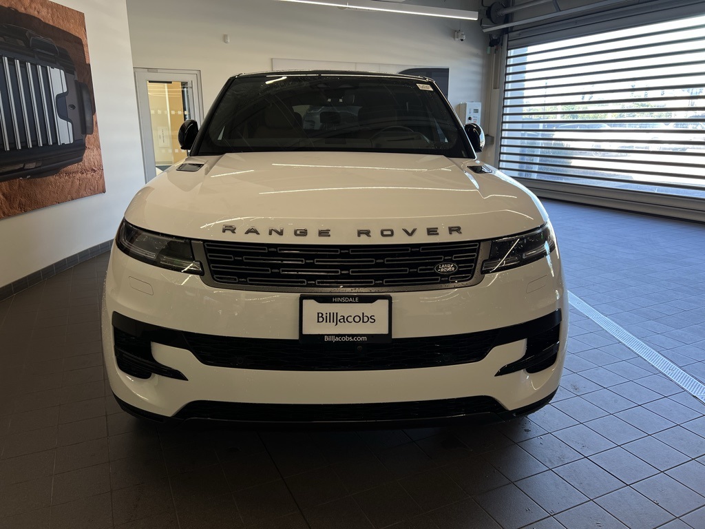 2025 Land Rover Range Rover Sport SE photo 9