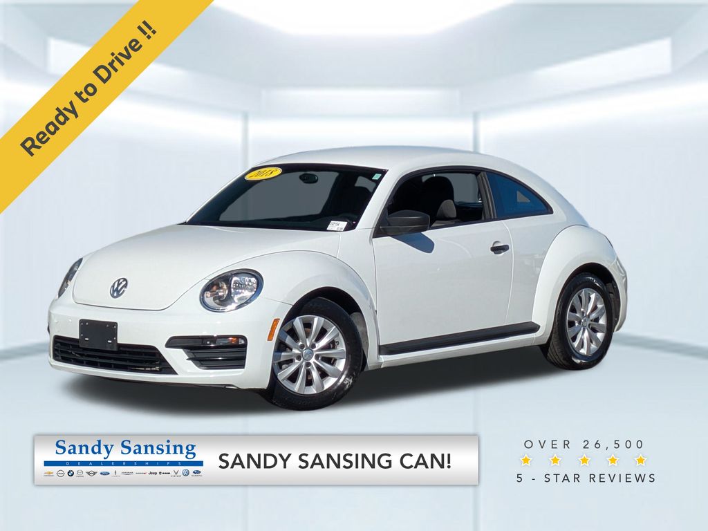 2018 Volkswagen Beetle S's photo