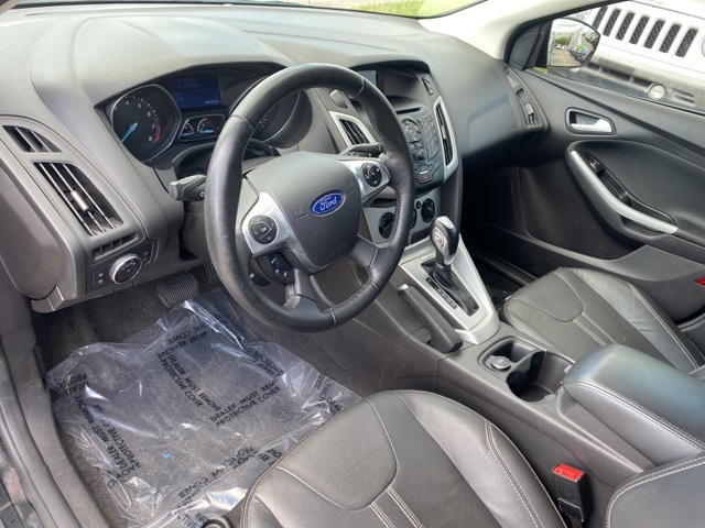 2014 Ford Focus SE photo 8