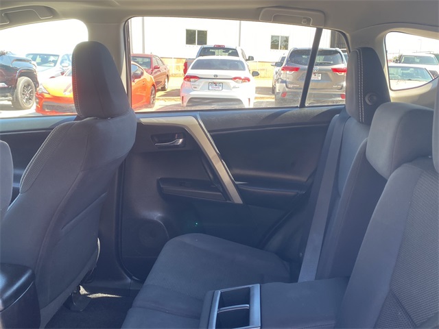 2018 Toyota RAV4 Adventure XLE photo 17