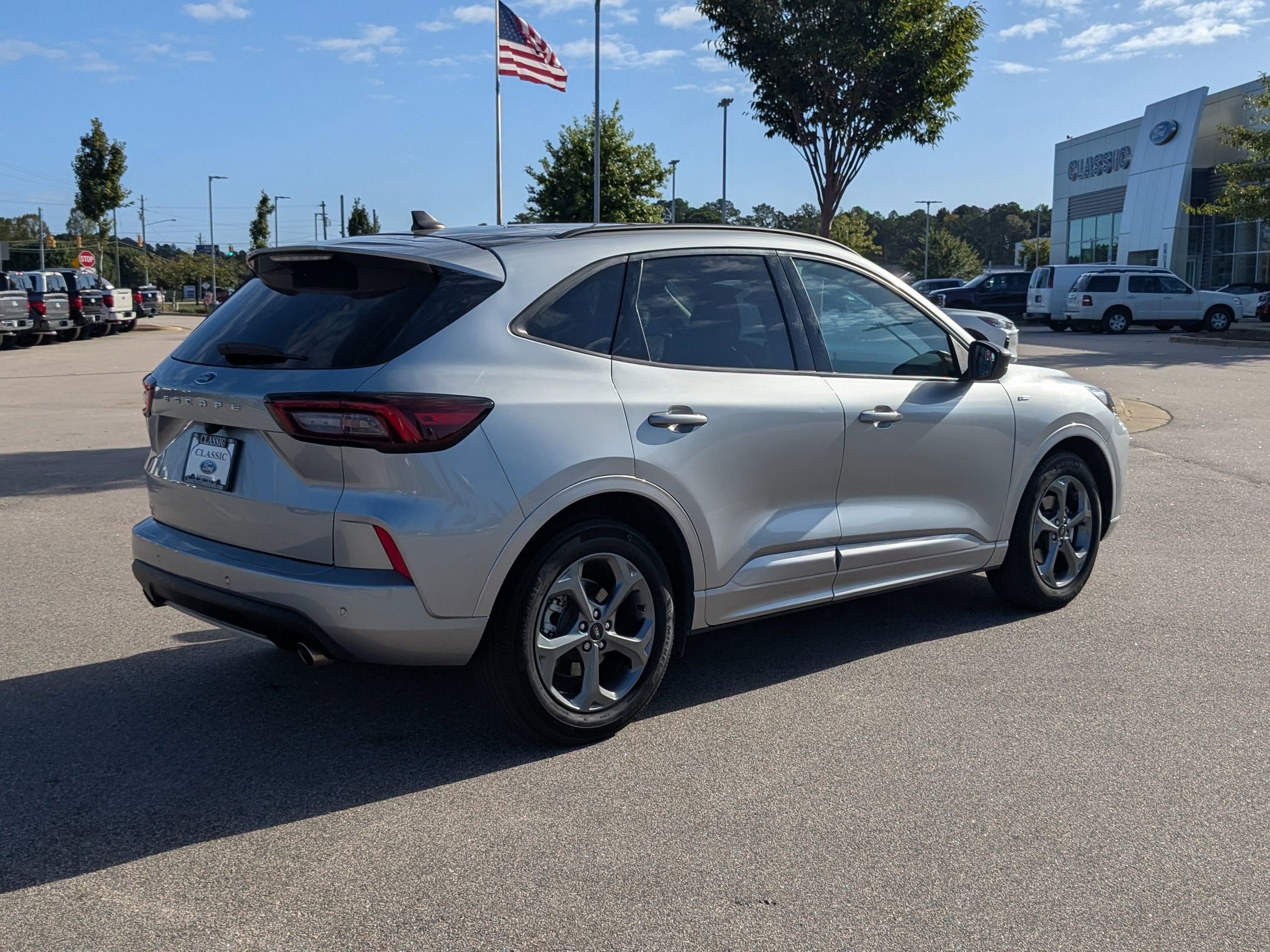 2023 Ford Escape ST-Line photo 8