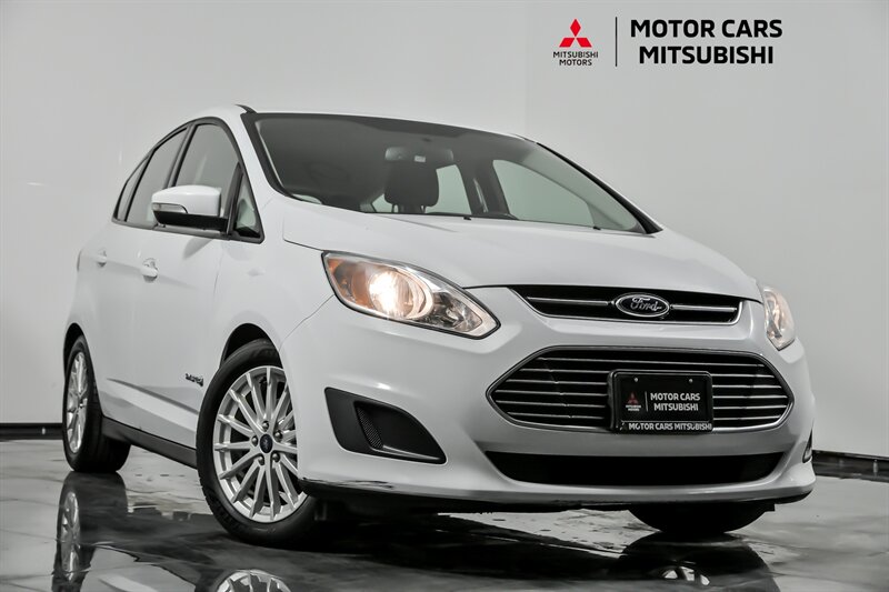 2015 Ford C-Max SE's photo