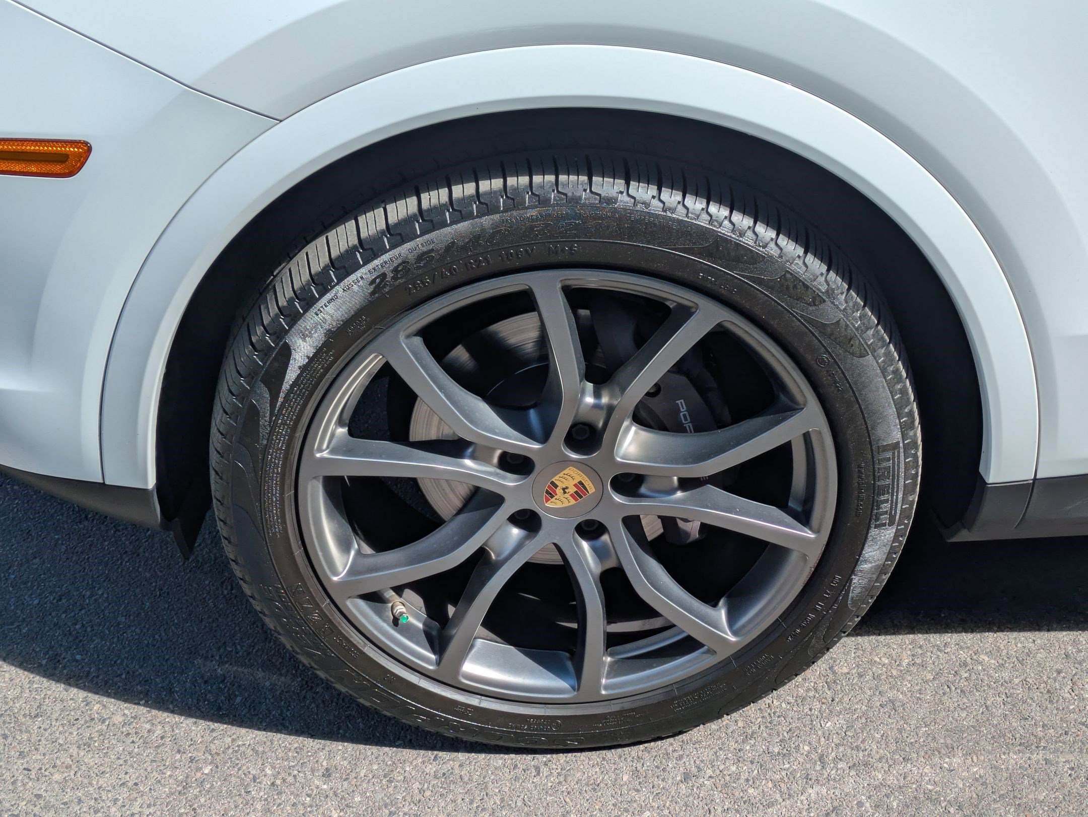 2020 Porsche Cayenne photo 11