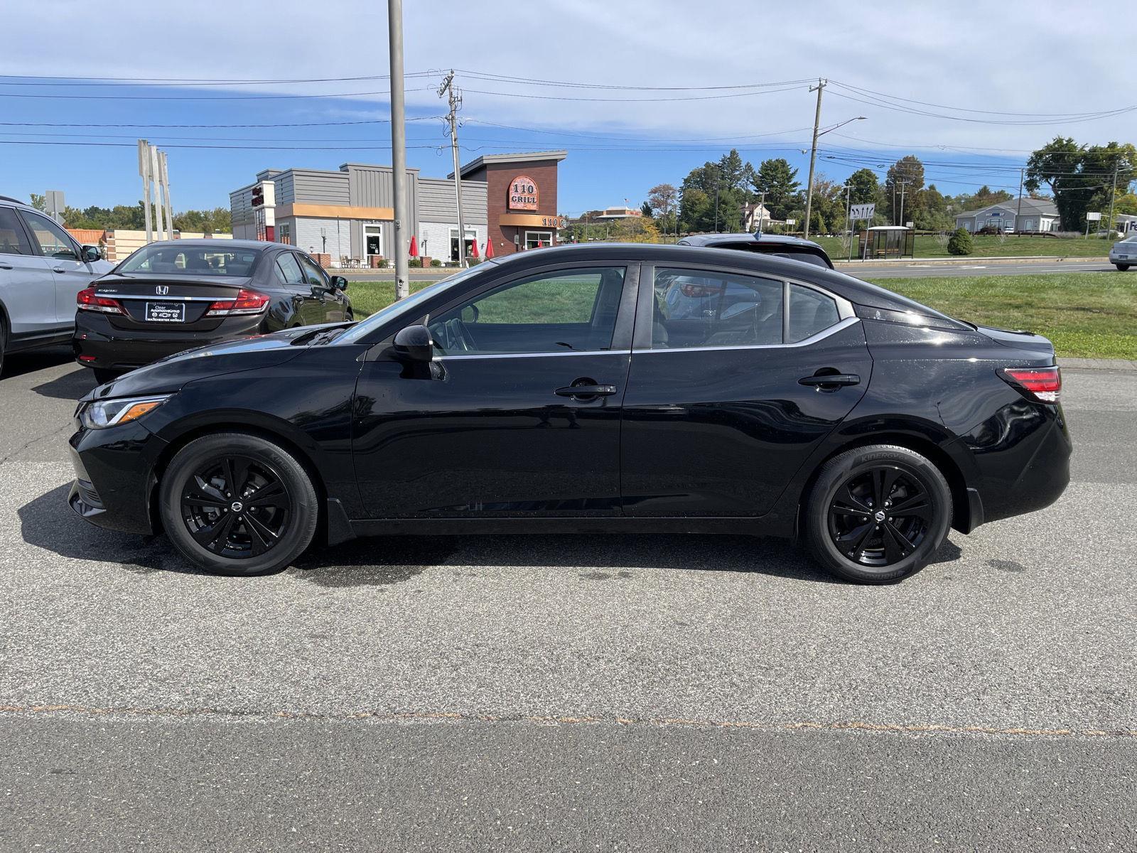 2022 Nissan Sentra SV photo 15