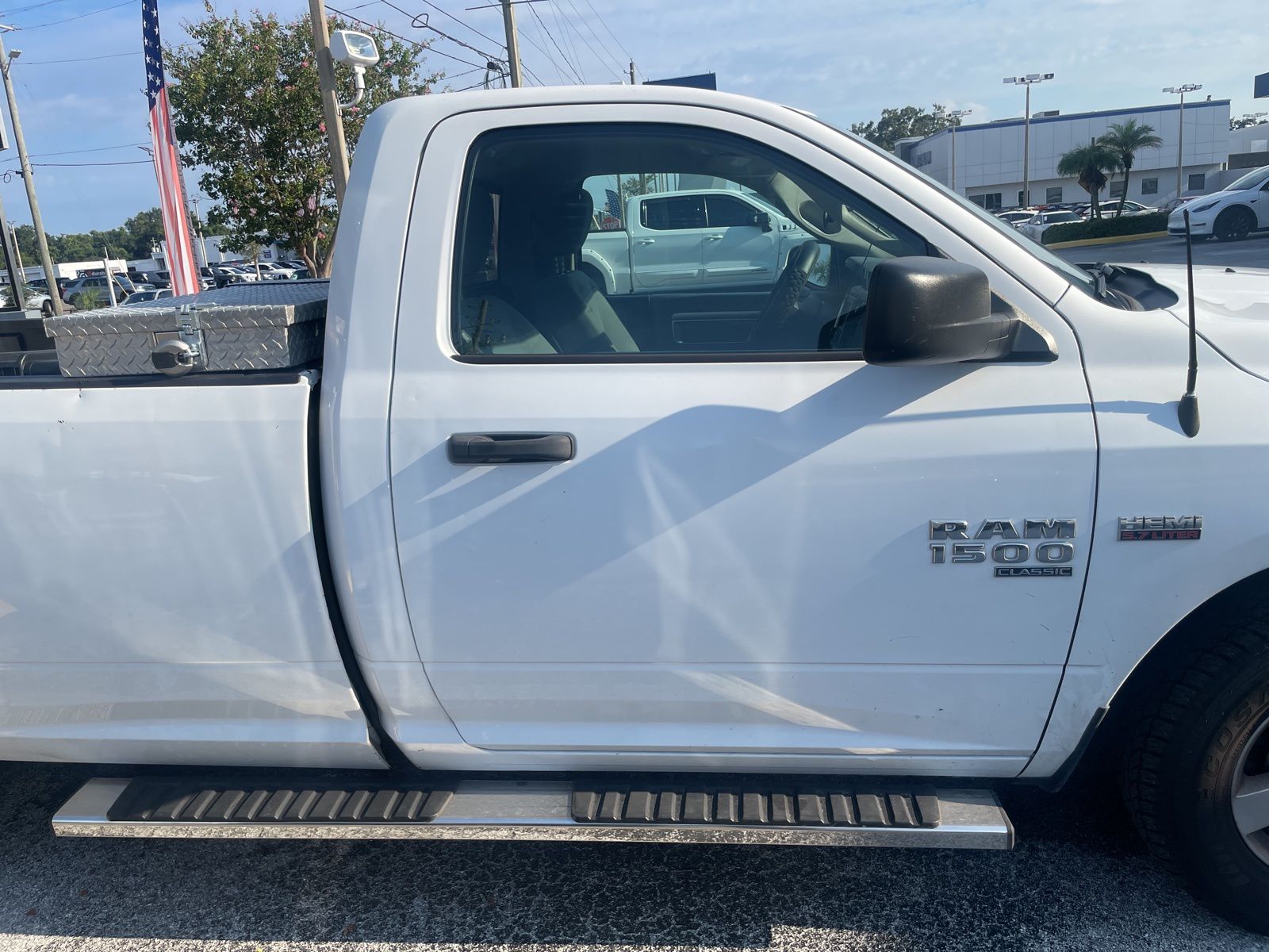 2019 Ram 1500 Classic Tradesman photo 4