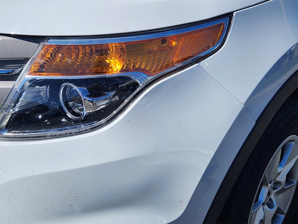 2014 Ford Explorer Base photo 3