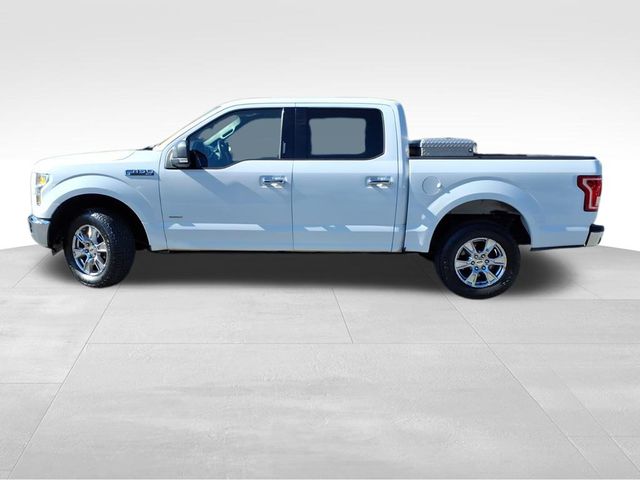 2016 Ford F-150 XLT photo 2