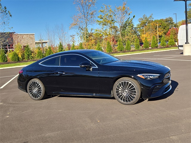 2024 Mercedes Benz CLE 450 4MATIC Coupe photo 2