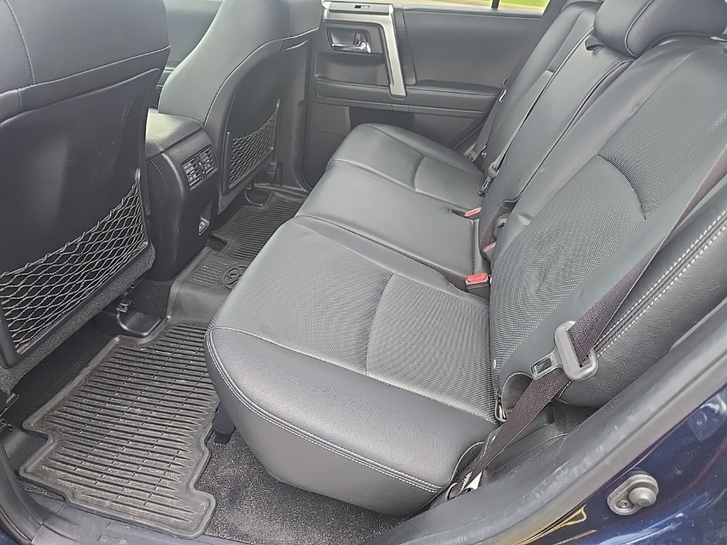 2020 Toyota 4Runner Limited photo 10