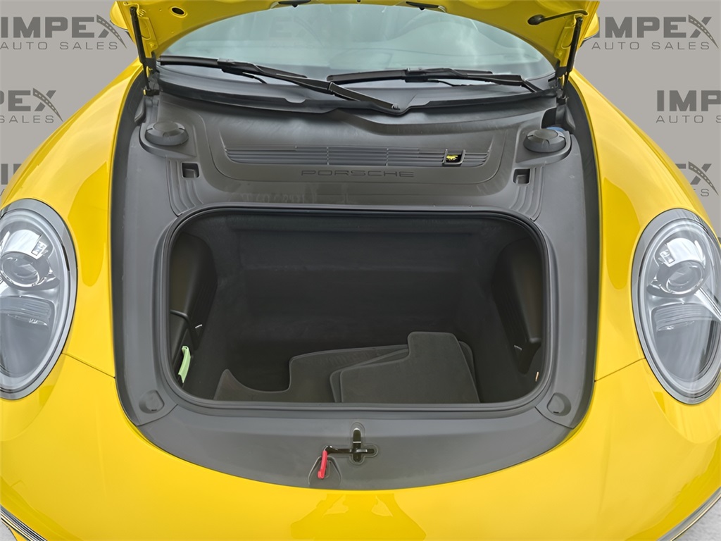 2018 Porsche 911 photo 26