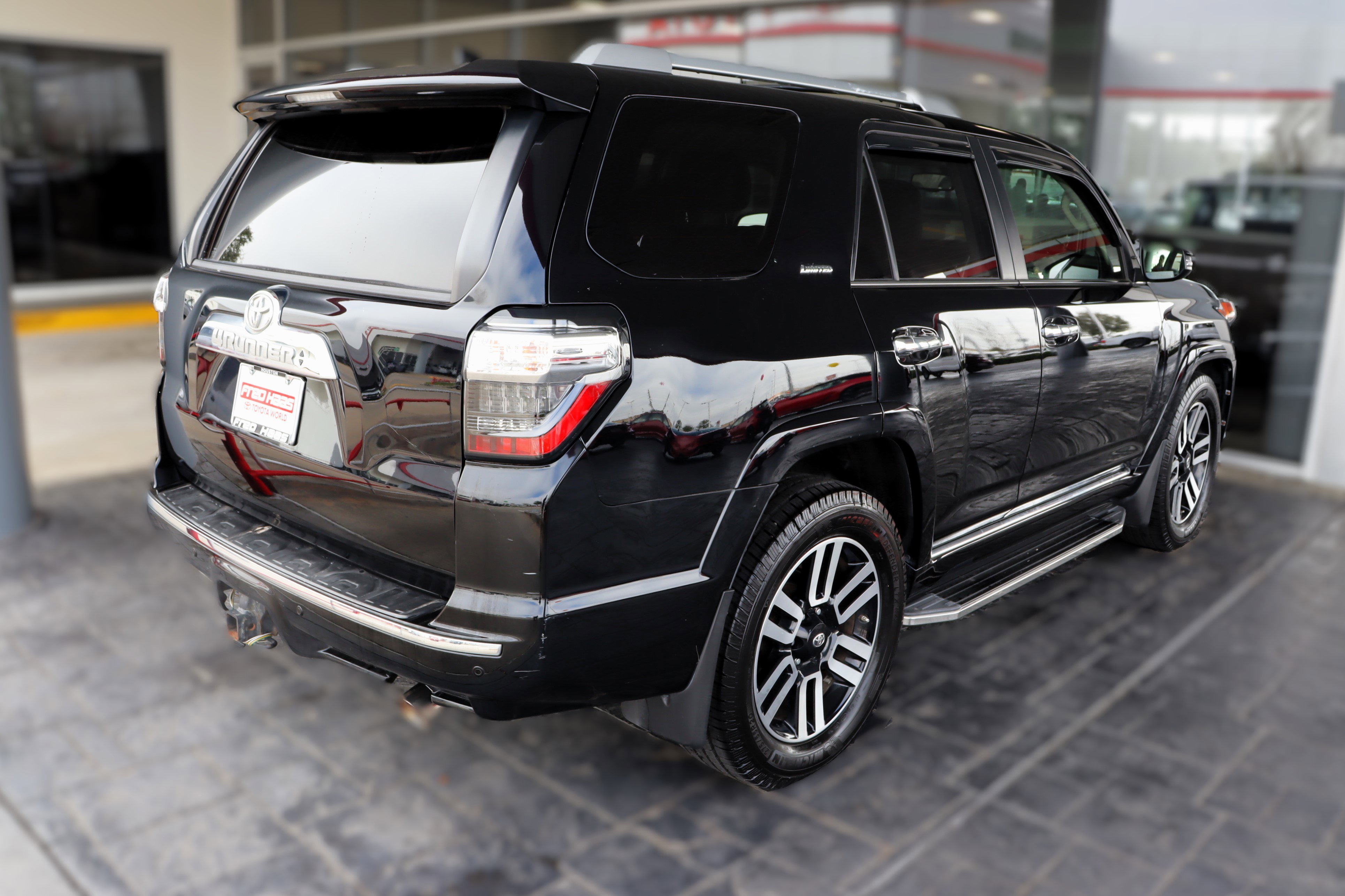 2019 Toyota 4Runner Limited photo 9
