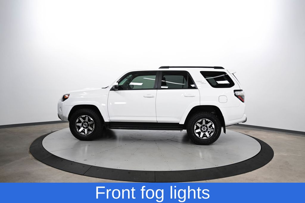 2021 Toyota 4Runner TRD Off-Road photo 4