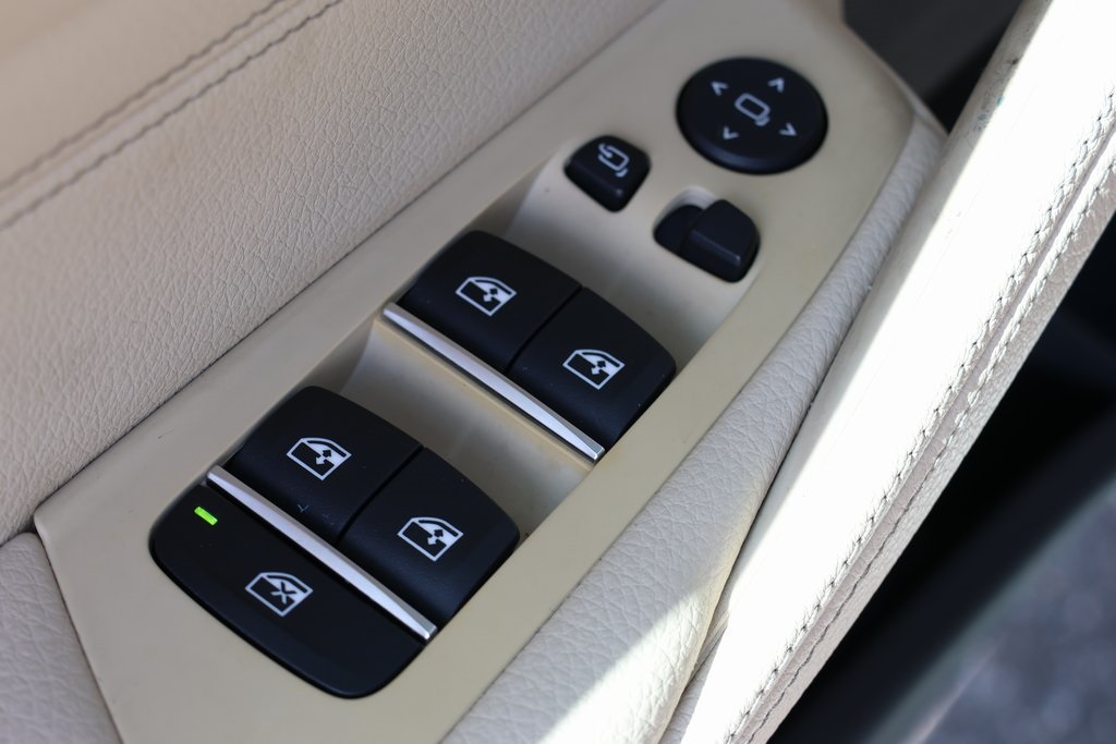 2019 Bmw 530i Sedan photo 25