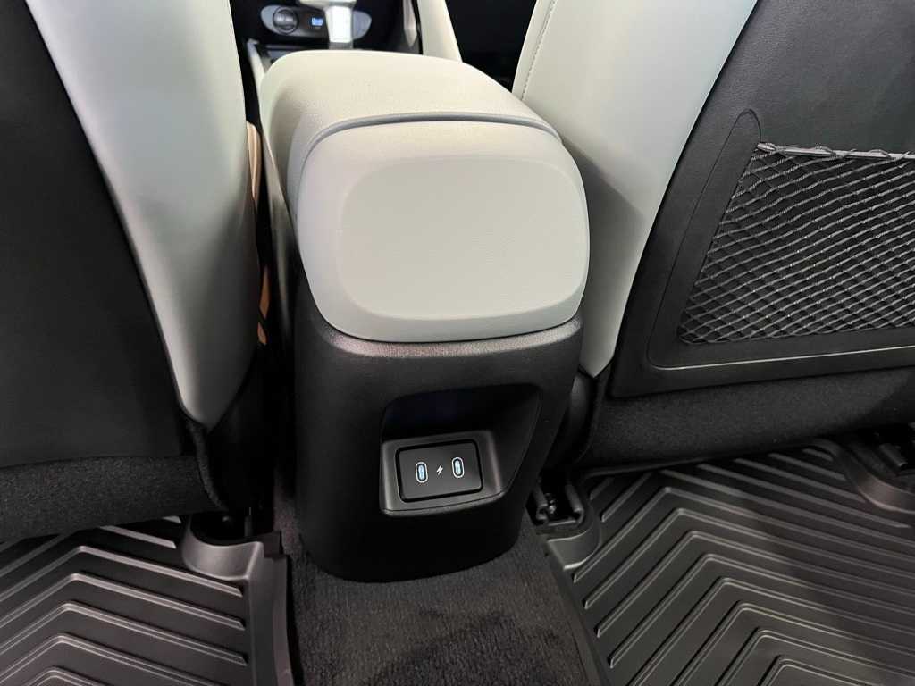 2025 Hyundai Elantra Hybrid Limited photo 48