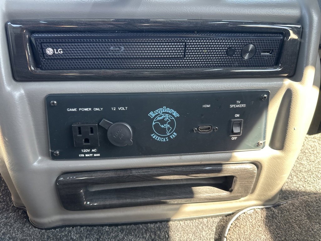 2021 Chevrolet Express Cargo Van 2500 photo 31