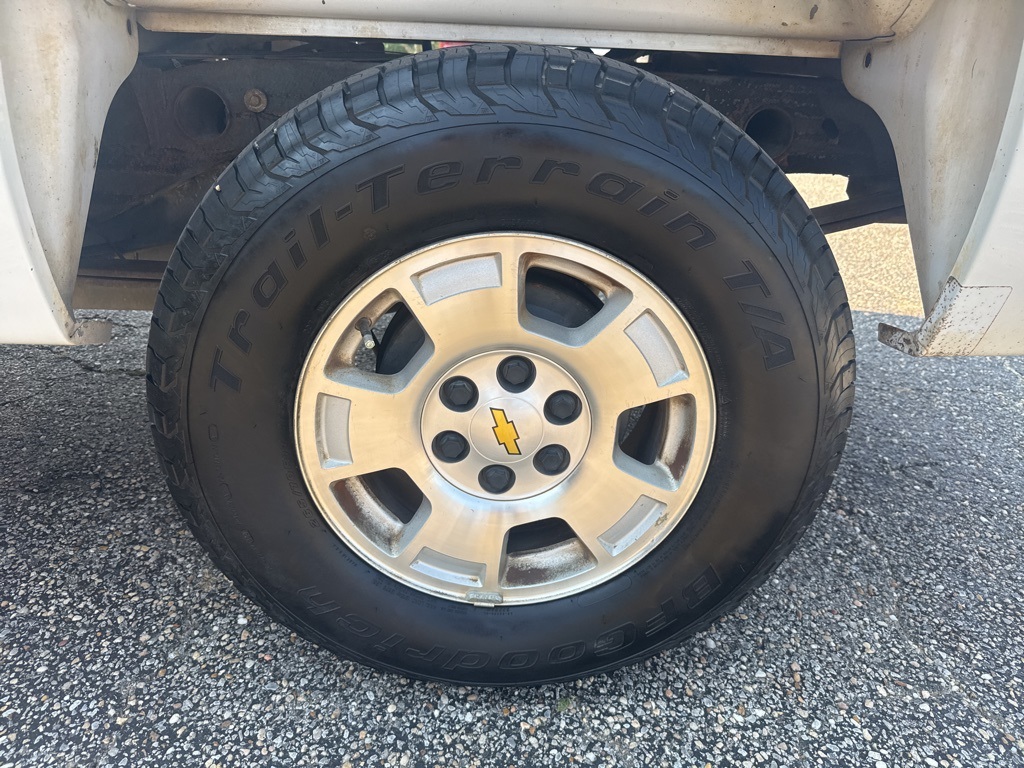 2010 Chevrolet Silverado 1500 LT photo 22
