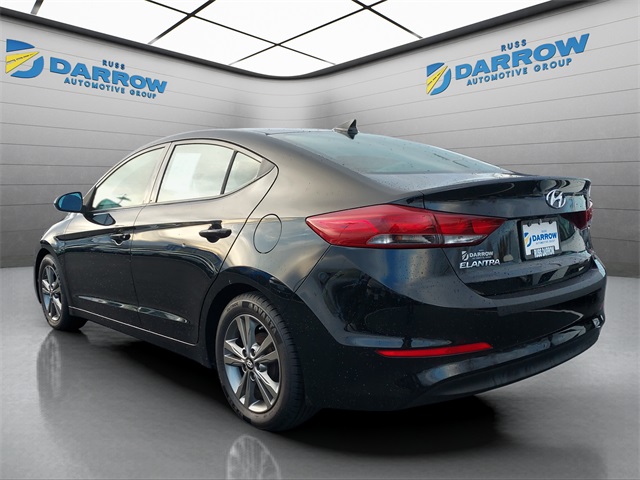 2017 Hyundai Elantra Value Edition photo 2