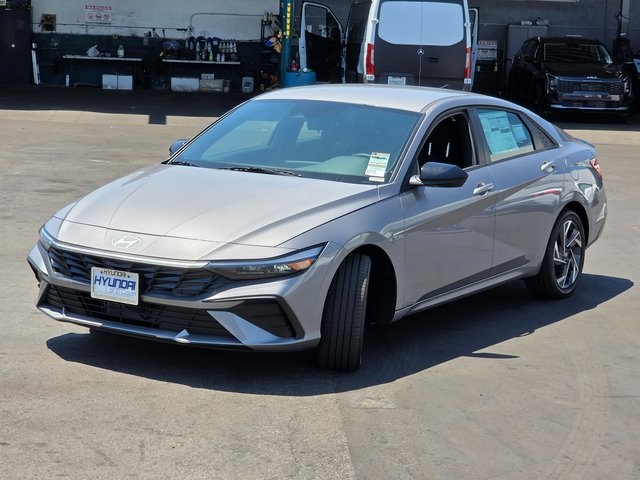 2025 Hyundai Elantra Hybrid SEL Sport photo 4