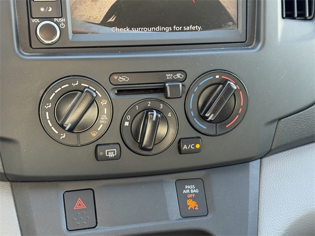 2020 Nissan NV200 S photo 18