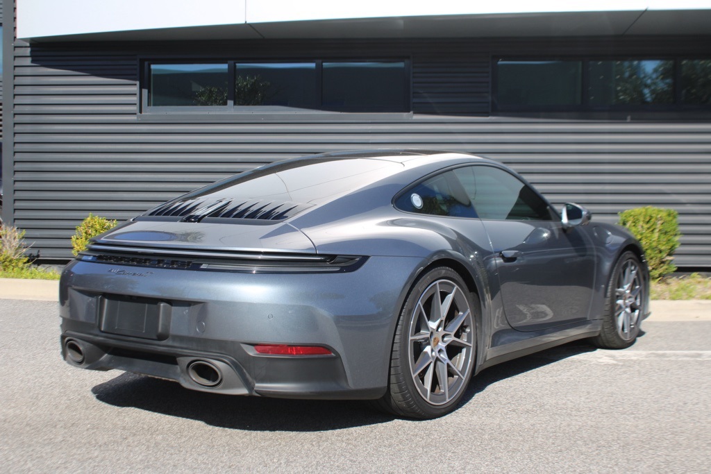2025 Porsche 911 T Coupe photo 7