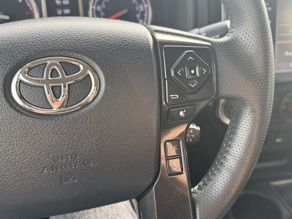 2024 Toyota 4Runner TRD Off-Road photo 25