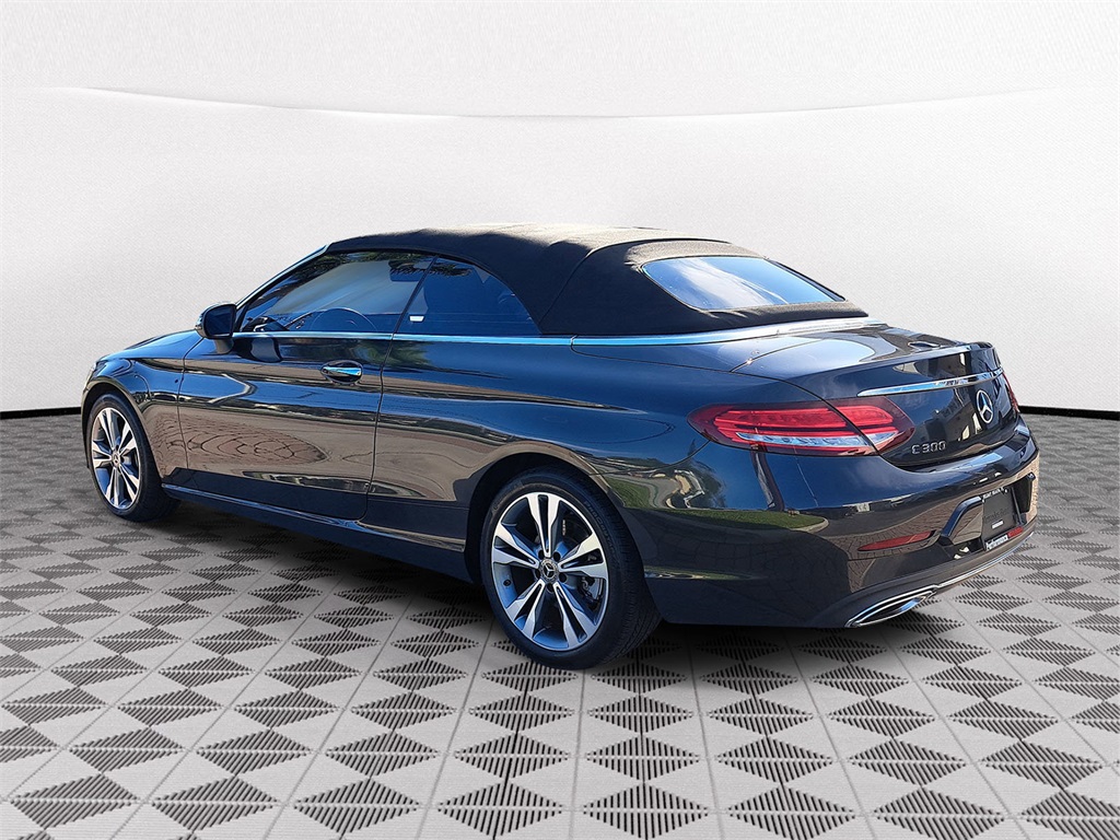 2020 Mercedes Benz C 300 photo 4