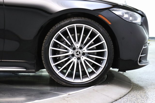2023 Mercedes Benz S 580 4MATIC photo 16