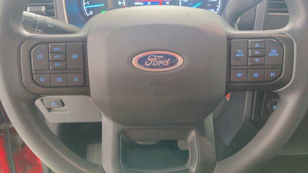 2023 Ford F-150 XLT photo 11