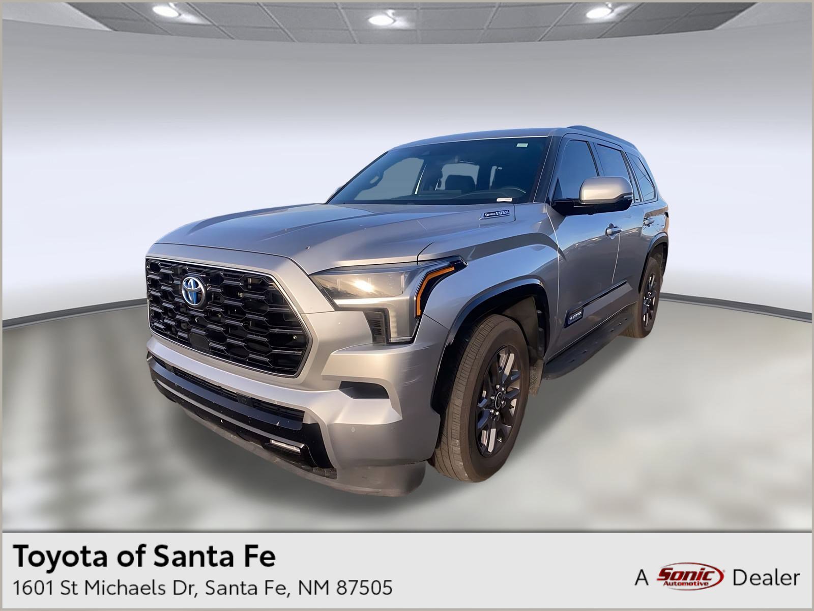 2023 Toyota Sequoia Platinum's photo