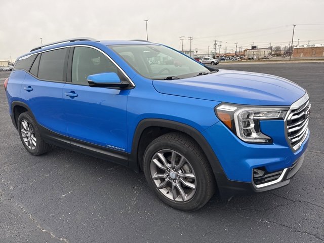 2024 Gmc Terrain SLT photo 2
